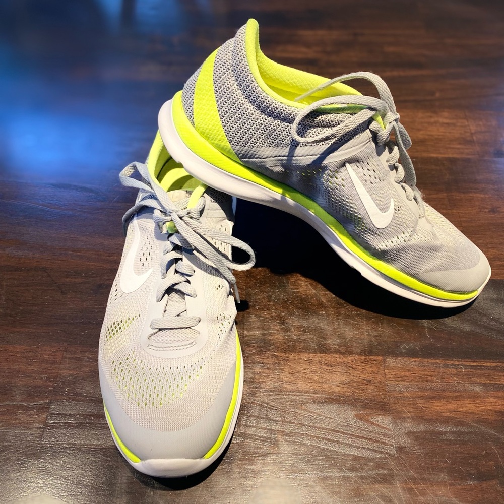 Nike Grey Green In Season TR 4 Cross Trainer Running Shoes
